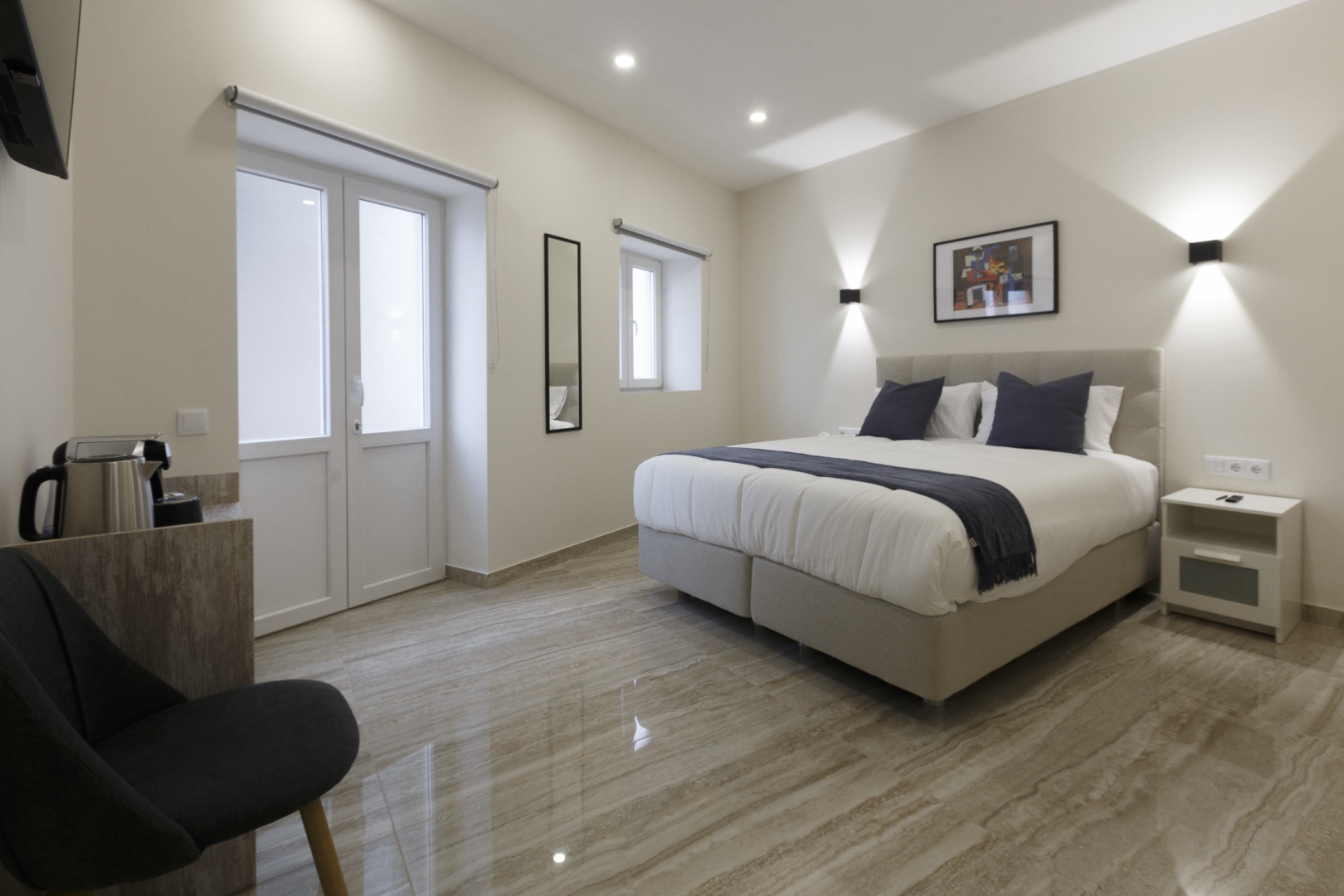 Deluxe Queen Room